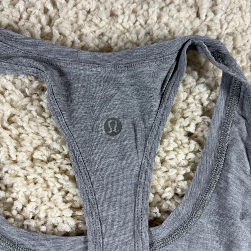 Lululemon Grey Racerback Tank Top With Pocket Athletic Athleisure‎ Size Medium
